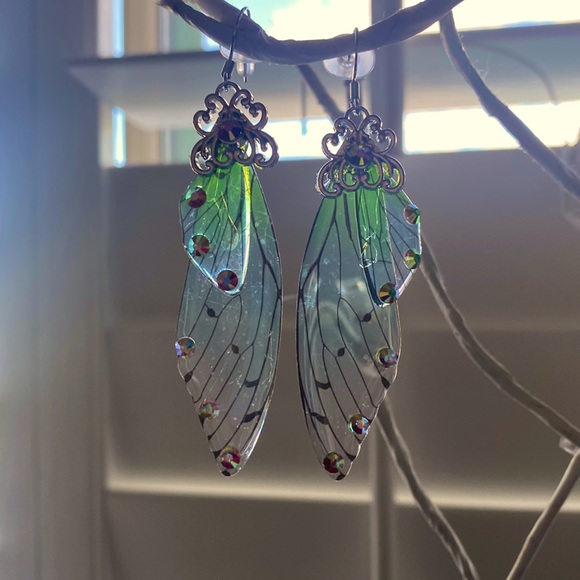 Fairy/Butterfly/earrings - Picture 2 of 3